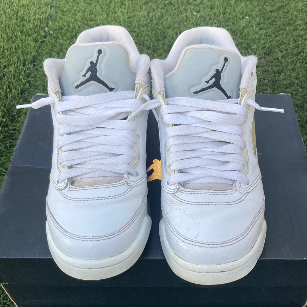Jordan 5 low GS ‘white Wolf Grey’. 
Size: 6.5
Condition: 5/10